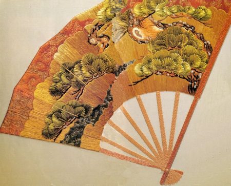 CK82-167TR Noh Fan Screen - Great Pine Tree-0