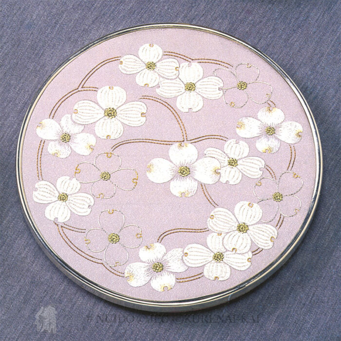 SBV95-059B Spring Snow (on a silver tray)