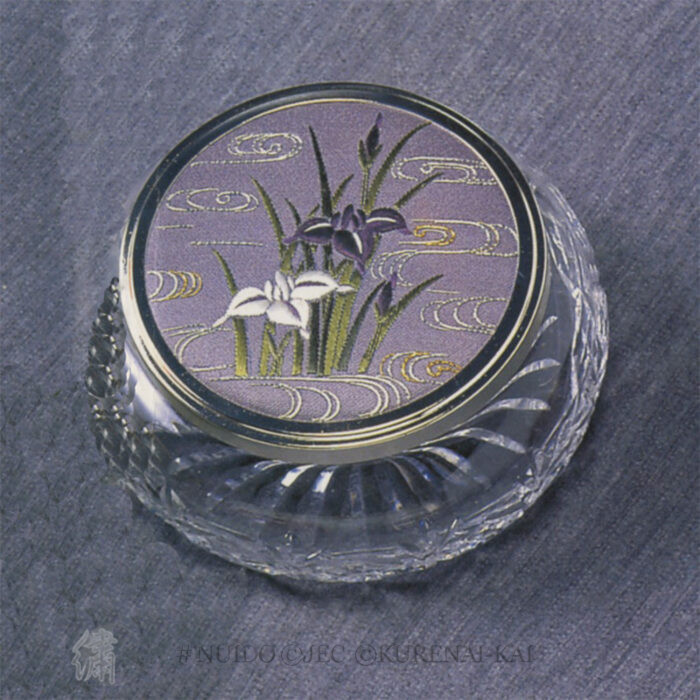 SBV95-059TL Iris Circle (with stream)